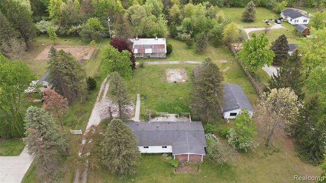 43625 Harris Road, Belleville, MI 48111