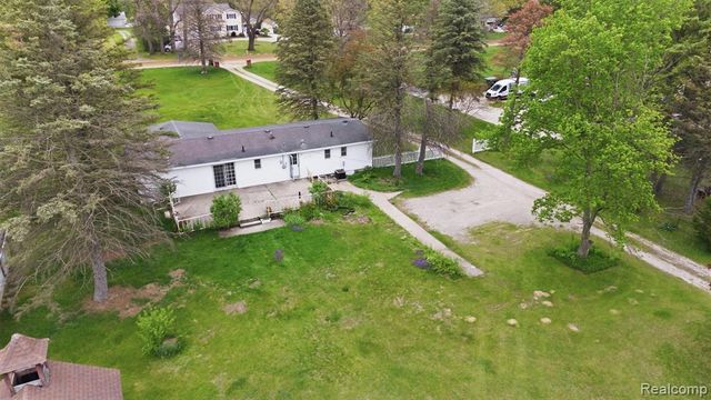 43625 Harris Road, Belleville, MI 48111