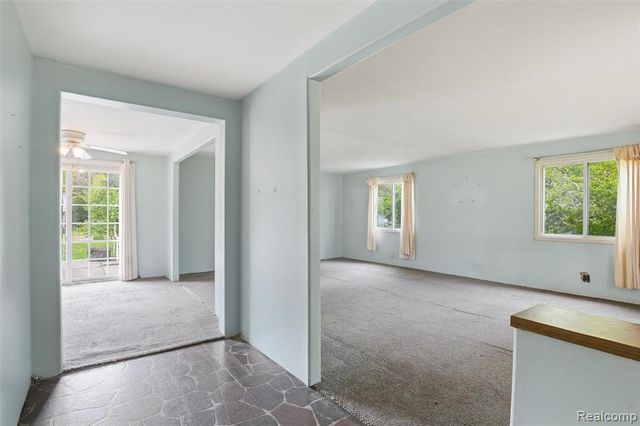 43625 Harris Road, Belleville, MI 48111