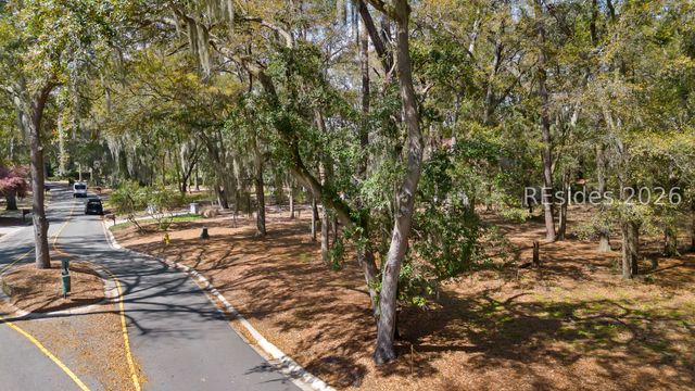17 Millwright Dr, Hilton Head Island, SC 29926