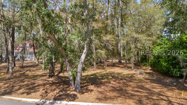 17 Millwright Dr, Hilton Head Island, SC 29926