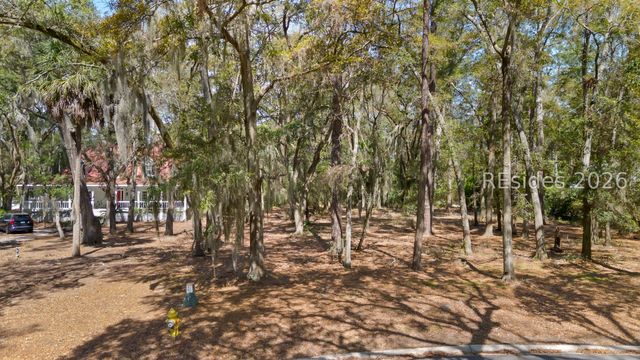 17 Millwright Dr, Hilton Head Island, SC 29926