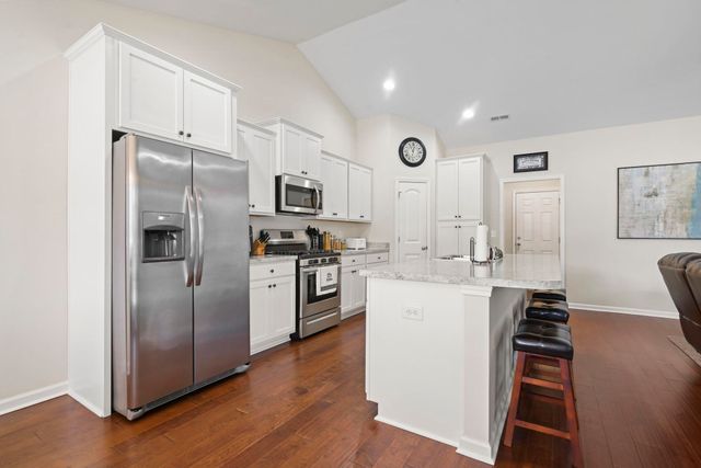 4104 Woodcliffe Dr., Conway, SC 29526