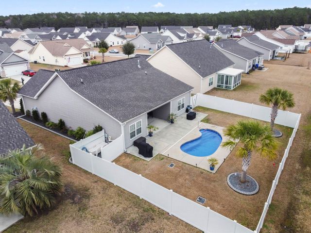 4104 Woodcliffe Dr., Conway, SC 29526