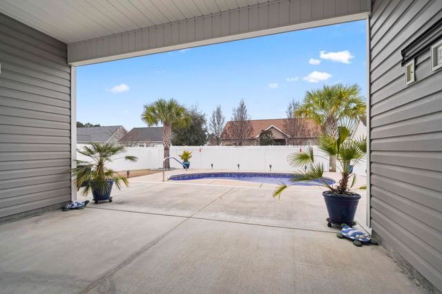 4104 Woodcliffe Dr., Conway, SC 29526