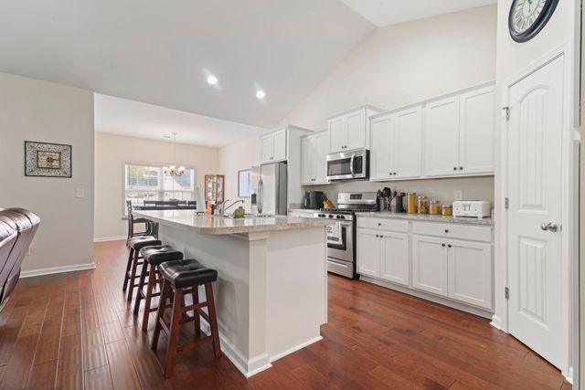 4104 Woodcliffe Dr., Conway, SC 29526