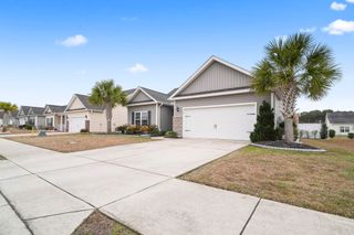 4104 Woodcliffe Dr., Conway, SC 29526