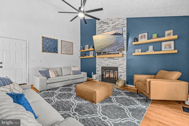 19 ROCKY WAY DR, Stafford, VA 22554