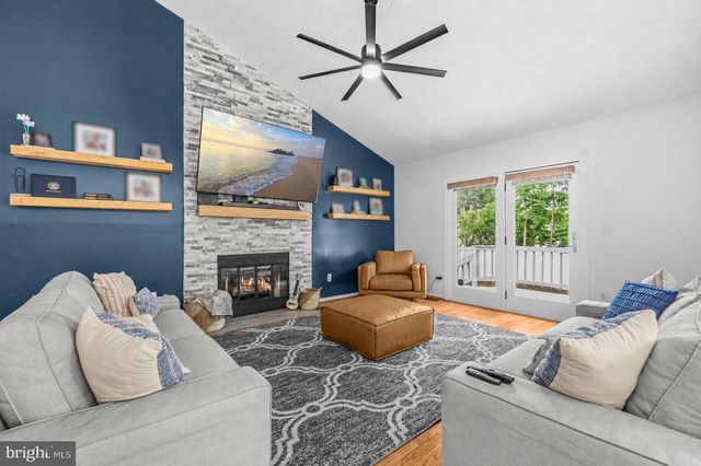 19 ROCKY WAY DR, Stafford, VA 22554