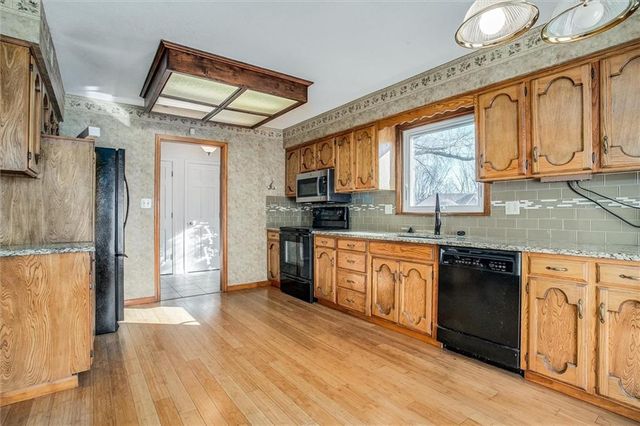 1309 SW Shawnee Street, Blue Springs, MO 64015