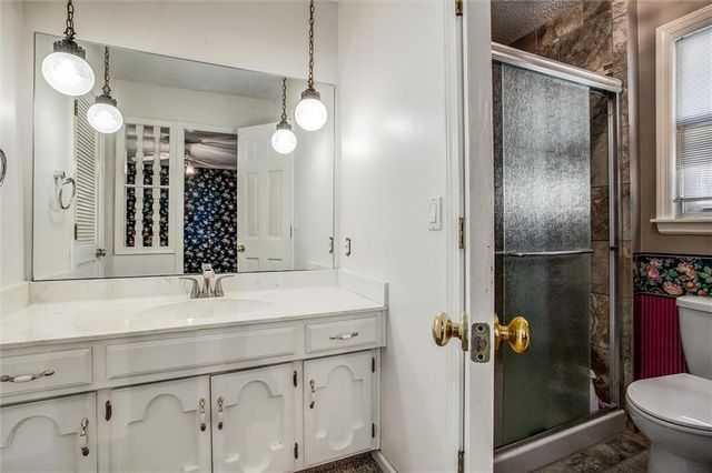 1309 SW Shawnee Street, Blue Springs, MO 64015