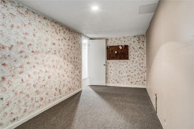 1309 SW Shawnee Street, Blue Springs, MO 64015