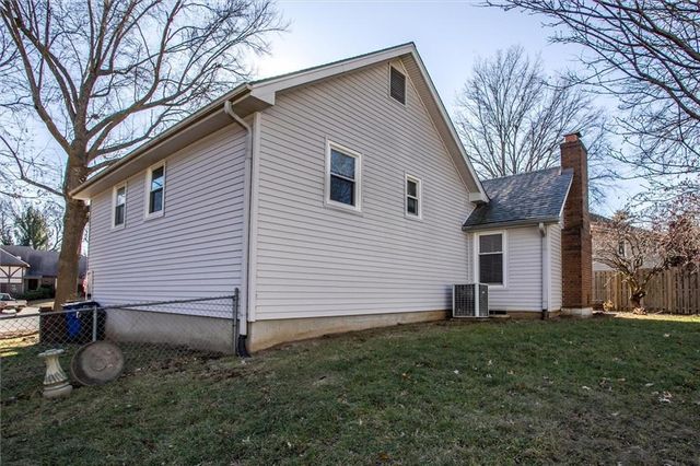 1309 SW Shawnee Street, Blue Springs, MO 64015