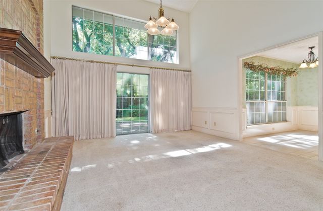 748 Arbor Creek Drive, Desoto, TX 75115