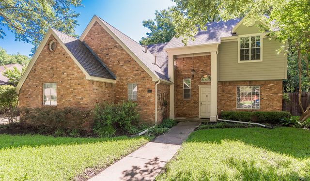 748 Arbor Creek Drive, Desoto, TX 75115