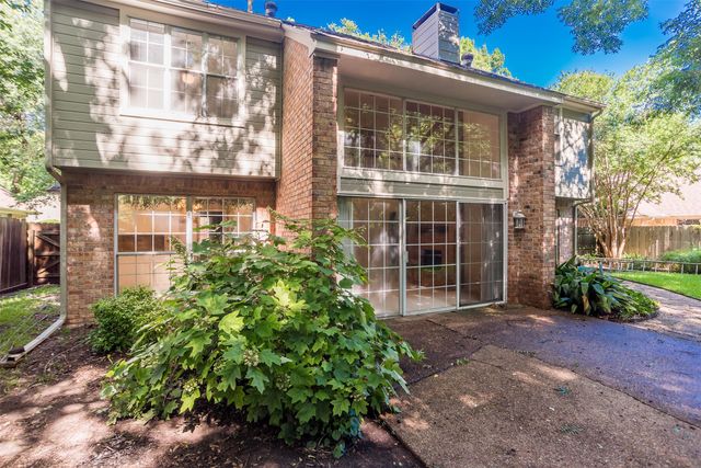 748 Arbor Creek Drive, Desoto, TX 75115