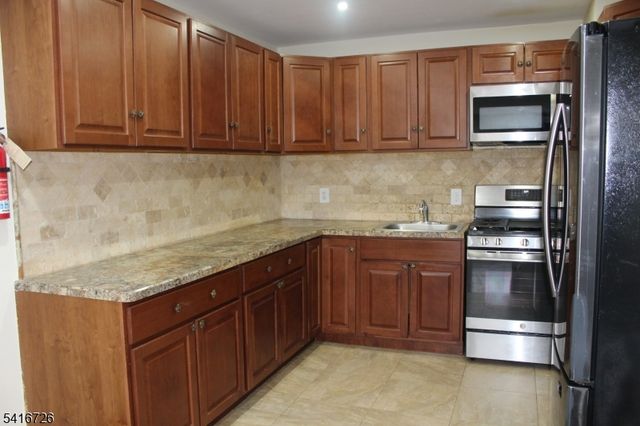 439 Marshall St, Paterson City, NJ 07503