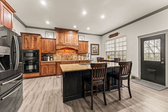 14 Holcombe Lane, Bella Vista, AR 72714