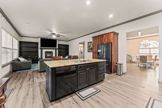 14 Holcombe Lane, Bella Vista, AR 72714