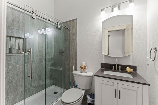 14 Holcombe Lane, Bella Vista, AR 72714