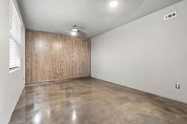 14 Holcombe Lane, Bella Vista, AR 72714