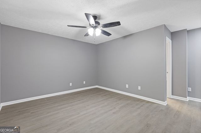 836 Lake Hollow Boulevard SW, Marietta, GA 30064