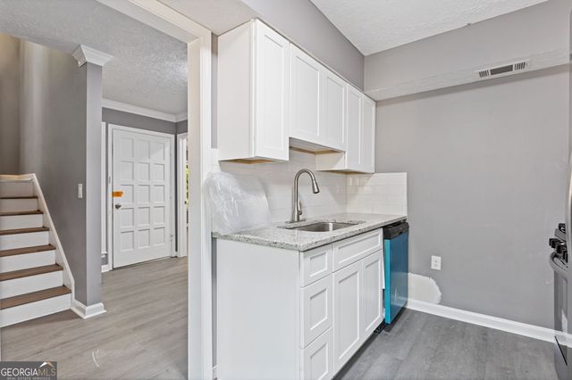 836 Lake Hollow Boulevard SW, Marietta, GA 30064