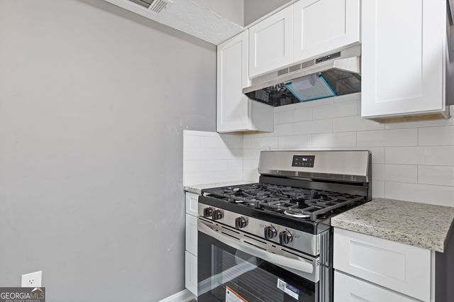 836 Lake Hollow Boulevard SW, Marietta, GA 30064