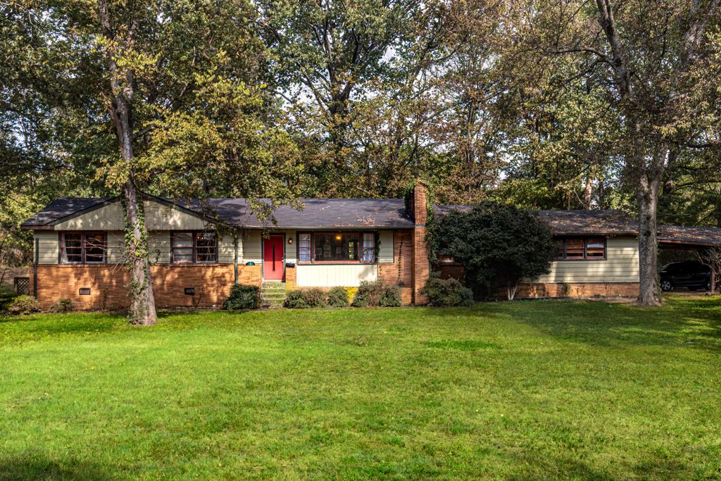 1109 Berwick Trl, Madison, TN 37115