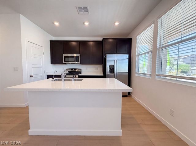 313 Crescent Glow Lane, Henderson, NV 89015