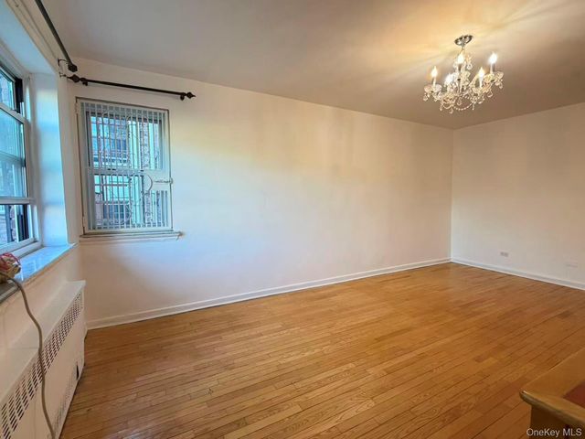 111-25 66th Avenue 2A, Forest Hills, NY 11375