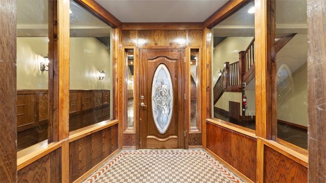 117 W Walnut Street, Rogers, AR 72756