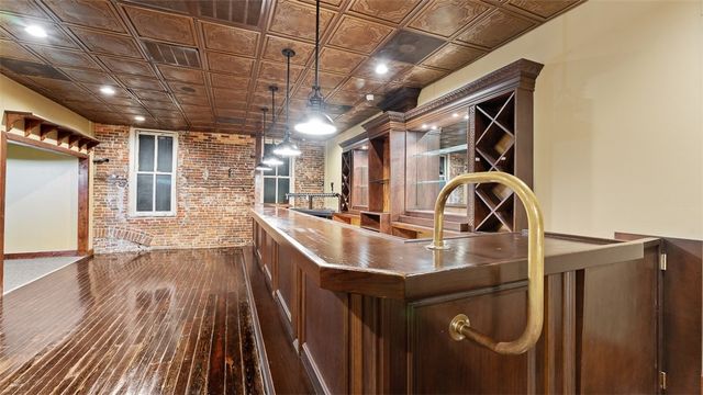 117 W Walnut Street, Rogers, AR 72756