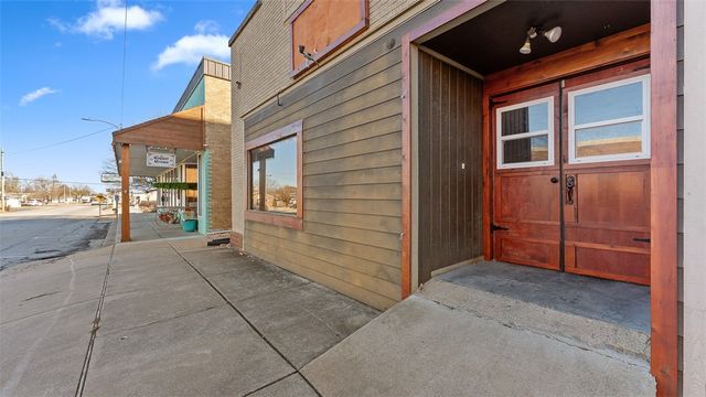 117 W Walnut Street, Rogers, AR 72756
