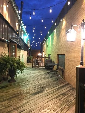 117 W Walnut Street, Rogers, AR 72756