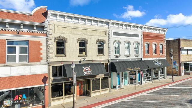 117 W Walnut Street, Rogers, AR 72756