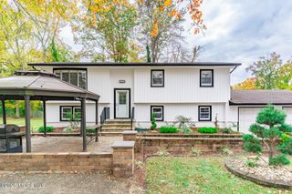 160 Pension Road, Manalapan, NJ 07726