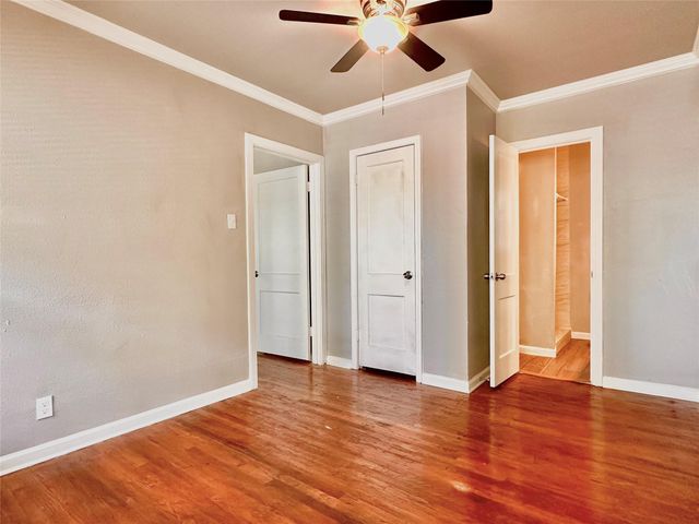 204 E 30 ST 202, Austin, TX 78705