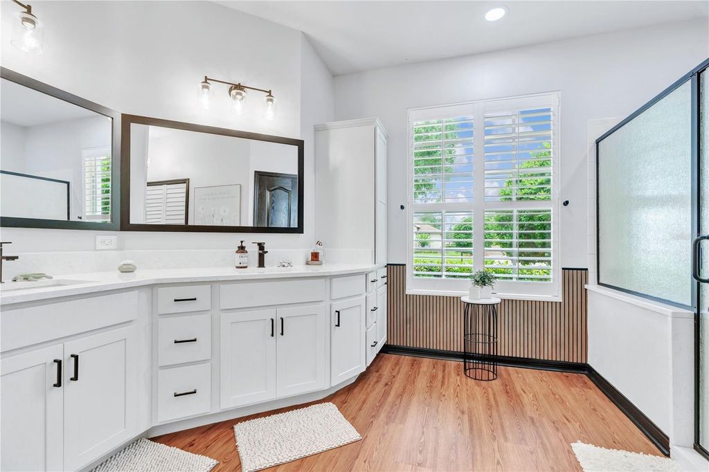 Image 23 of property listing at 8063 LAUREL RIDGE DRIVE, Mount Dora, FL 32757