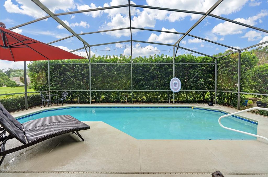 Image 35 of property listing at 8063 LAUREL RIDGE DRIVE, Mount Dora, FL 32757