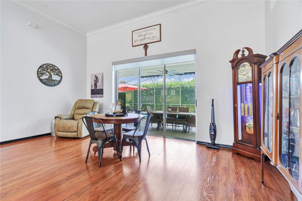 Image 7 of property listing at 8063 LAUREL RIDGE DRIVE, Mount Dora, FL 32757