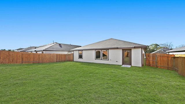 2603 Foxgrove Lane, Sealy, TX 77474