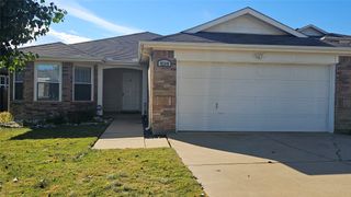 9209 Whistlewood Drive, Fort Worth, TX 76244