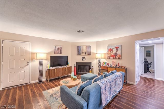 4999 Newport Cove Drive A, Las Vegas, NV 89119