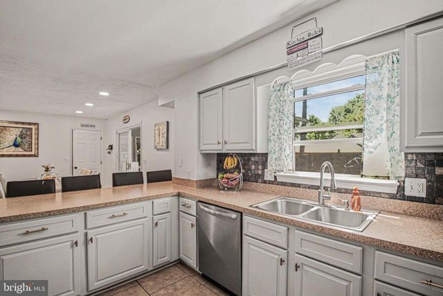 1207 RICHMOND DR, Stafford, VA 22554