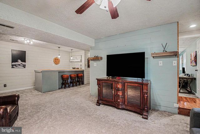 1207 RICHMOND DR, Stafford, VA 22554