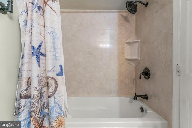 1207 RICHMOND DR, Stafford, VA 22554