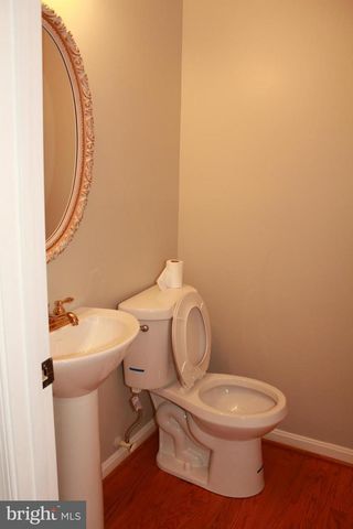 18717 FLOWER HILL WAY, Gaithersburg, MD 20879