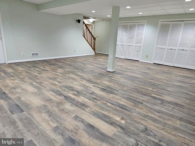 18717 FLOWER HILL WAY, Gaithersburg, MD 20879