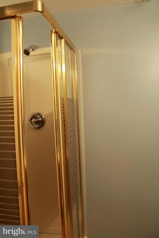 18717 FLOWER HILL WAY, Gaithersburg, MD 20879